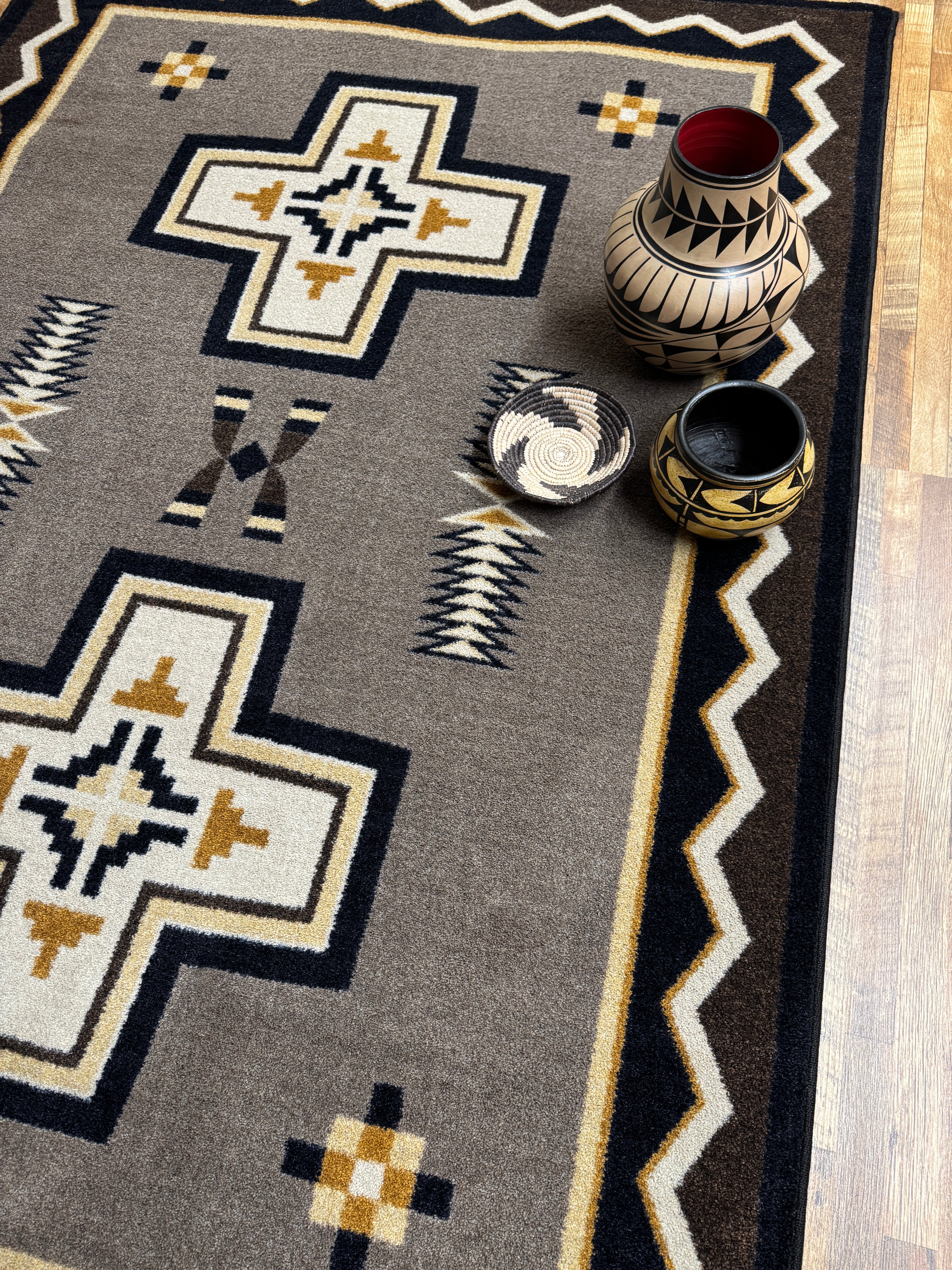 Saint Cross - Taupe American Dakota Rugs