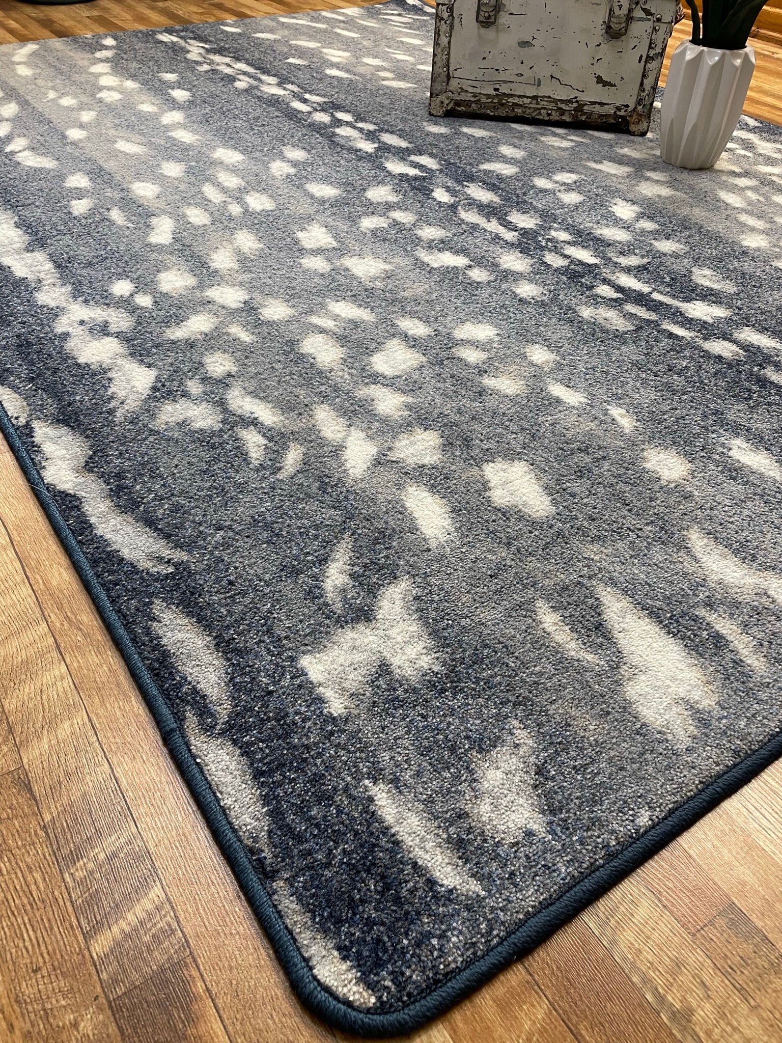 Axis Hide Mafaldi American Dakota Rugs