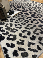 Snow Leopard American Dakota Rugs